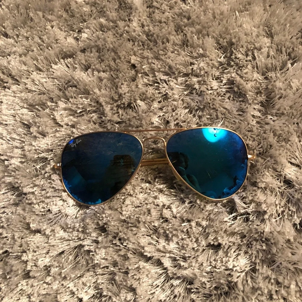 RayBan Aviator Blue Lenses Sunglasses
